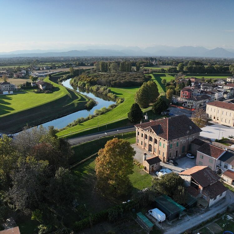 Contatti villa thiene min aspect ratio 1 1